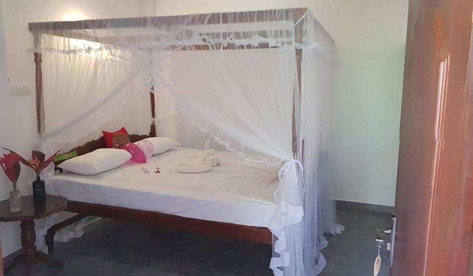 Damith Guest House Unawatuna Exterior foto